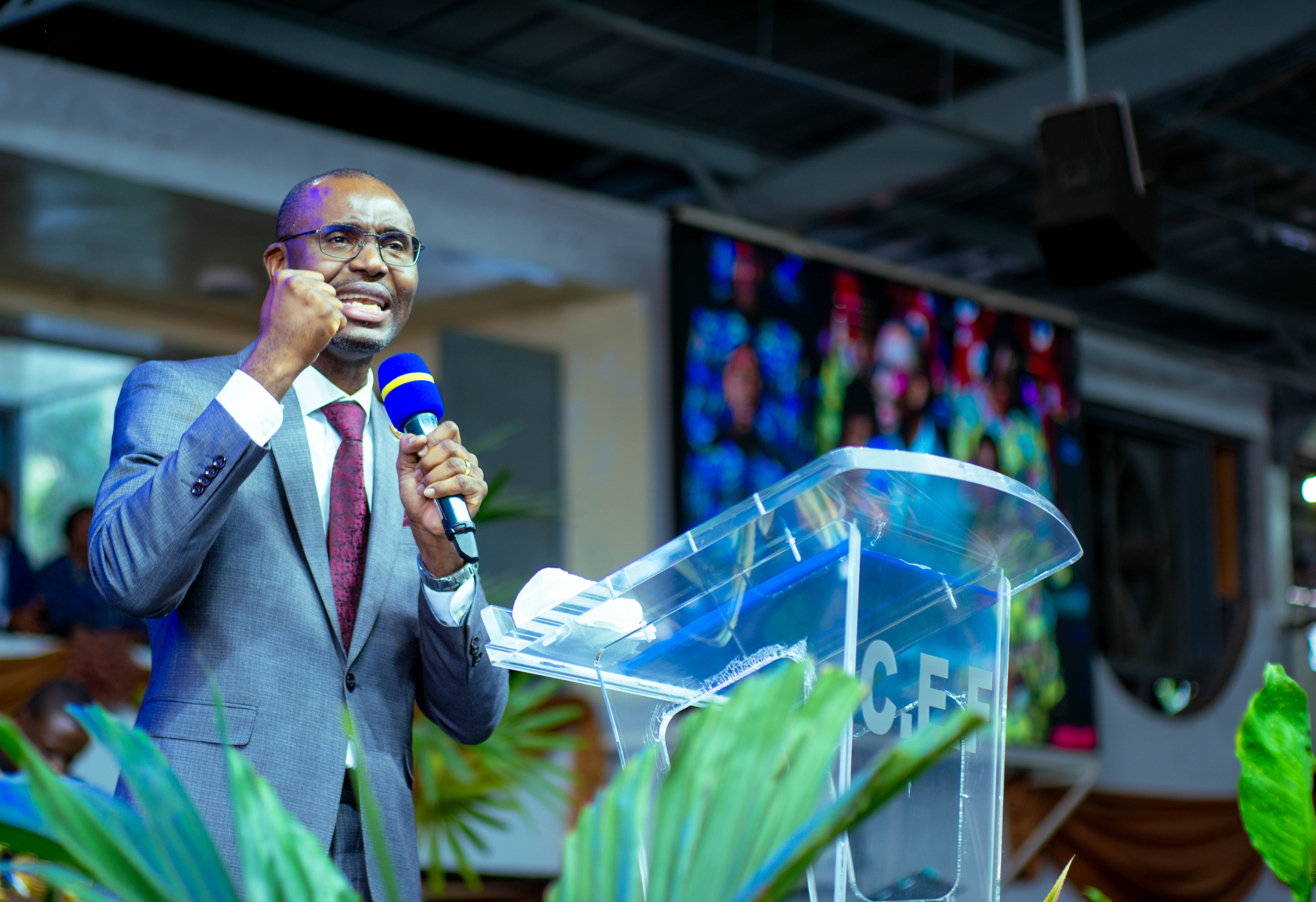Pasteur Patrick BETOMVUKO