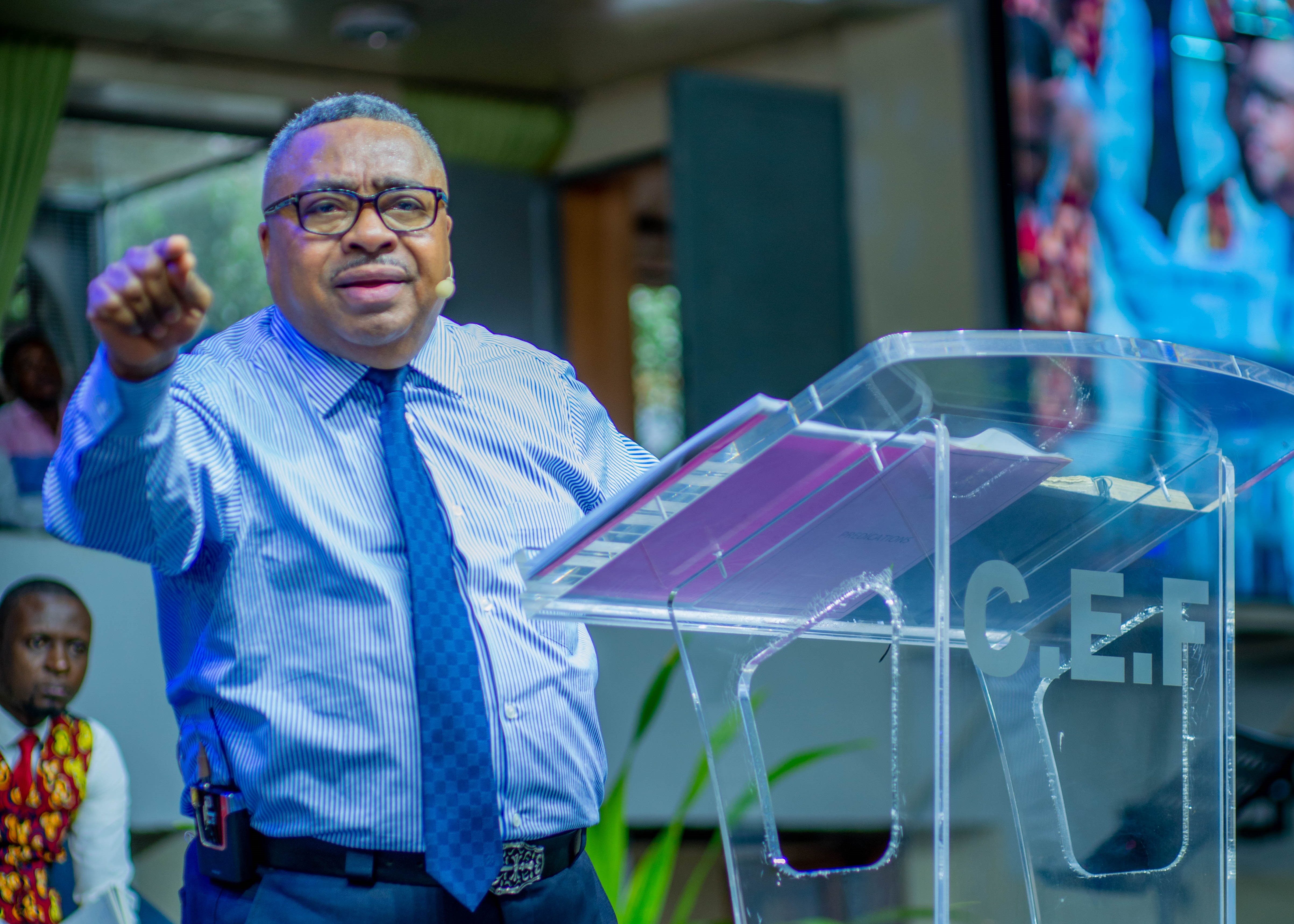 Pasteur Joseph BONDO